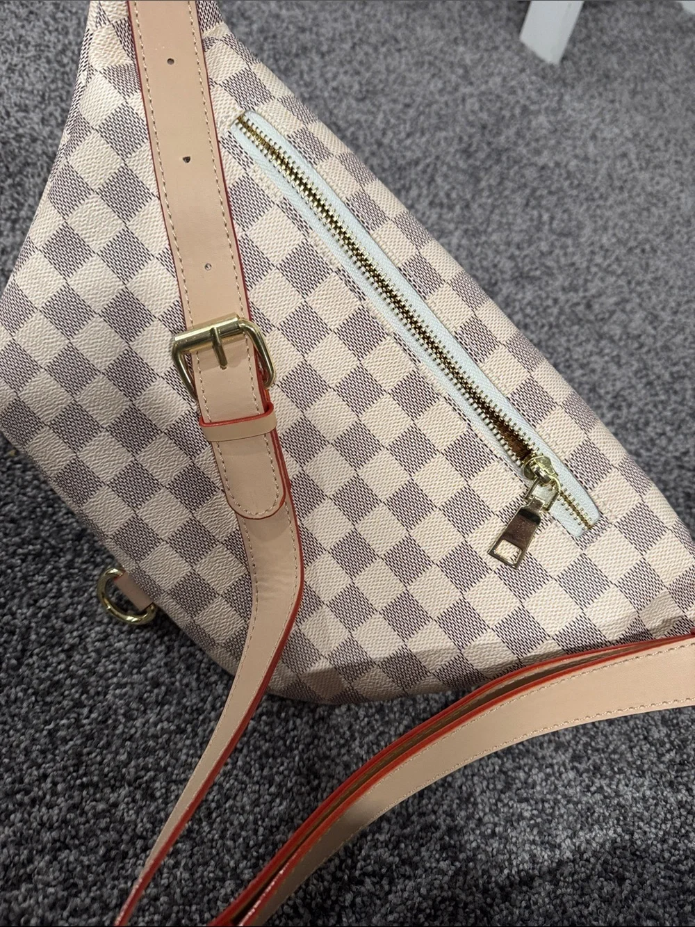 Designer-Style Cream Checkered Crossbody Bag with Tan Trim - Picture 4 of 4